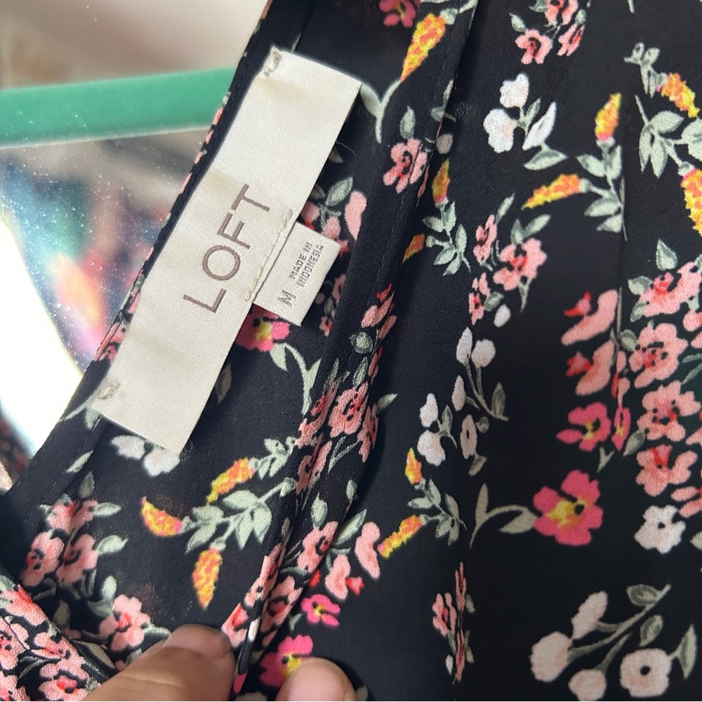 Loft Buttercup Bar Back Flutter Top - image 4